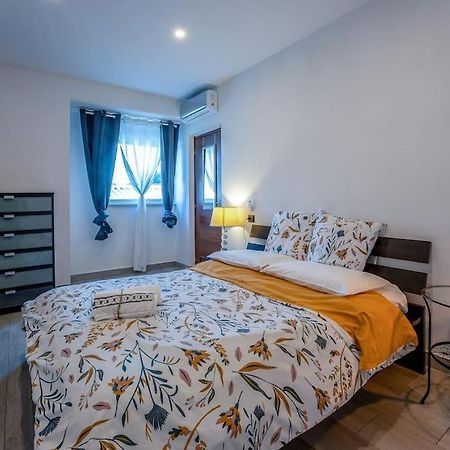 Appartamento Borgo Antico Paruzzaro Extérieur photo